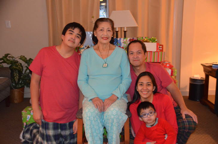 2012 Christmas with Mama
