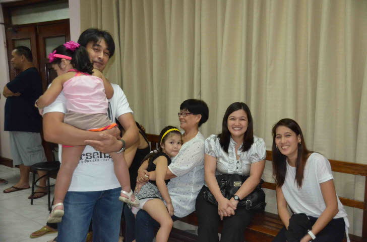 Mama`s wake (2)