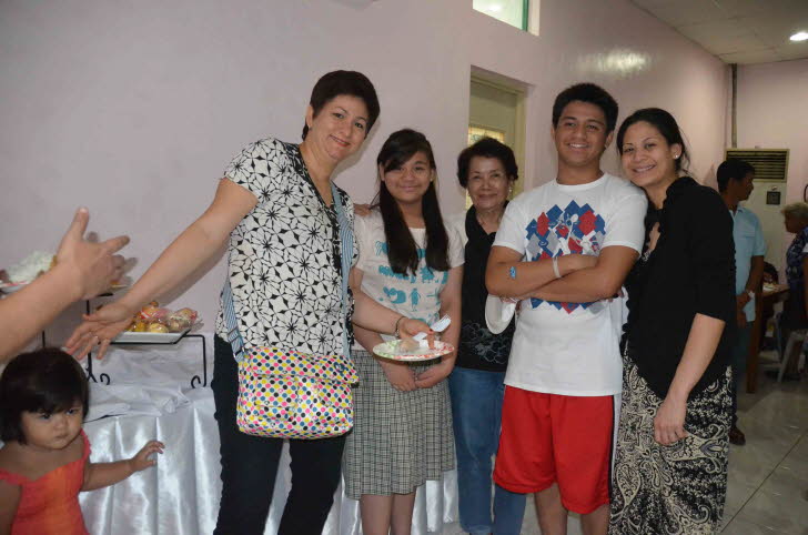 Mama`s wake (6)